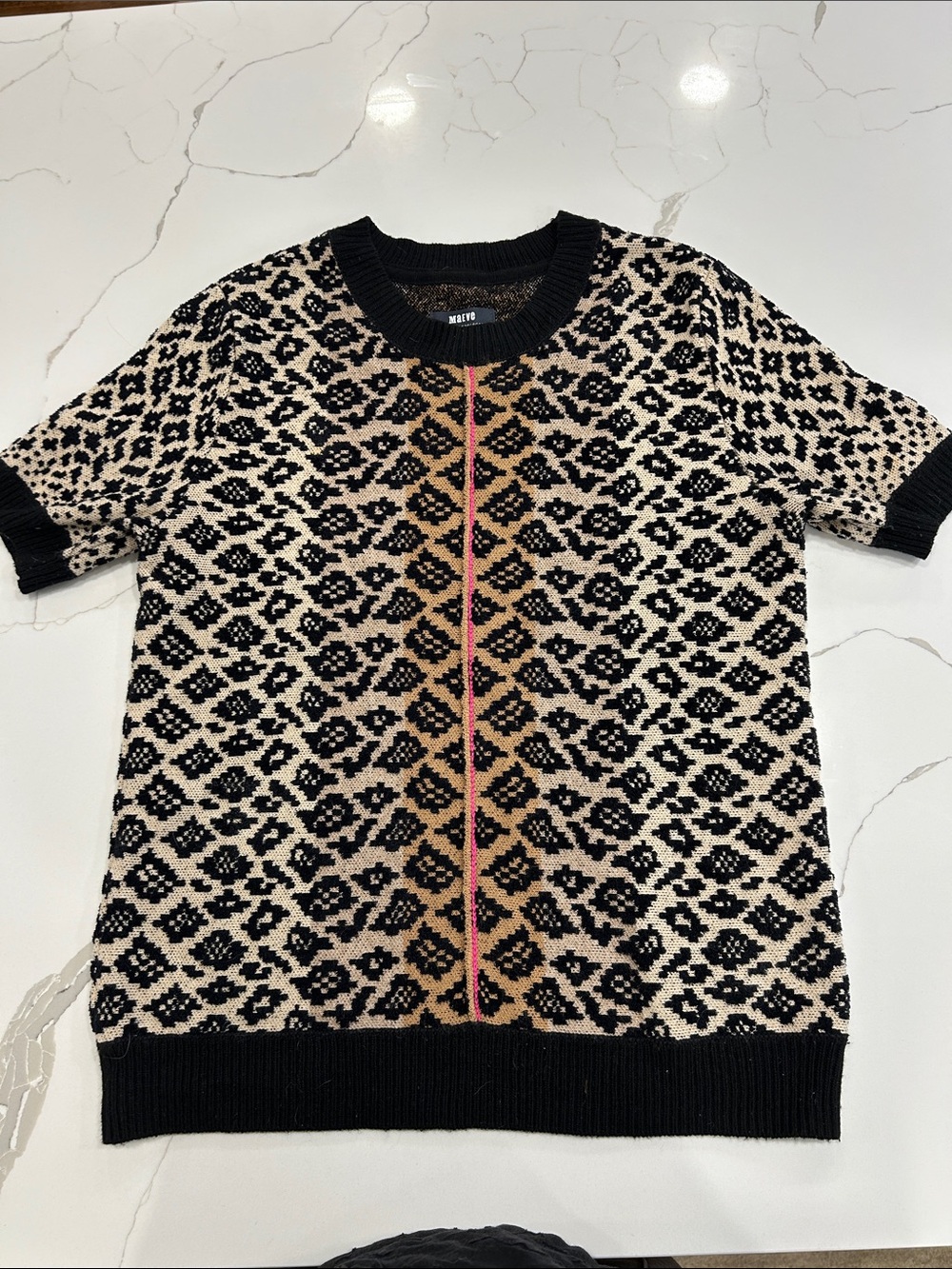 Maeve by Anthropologie Black & Cream Leopard Knit Short Sleeve Sweater